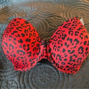 Brand new! Cacique Lightly Line T-shirt Bra (34H)